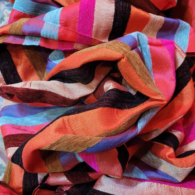 Tissu soie arc en ciel